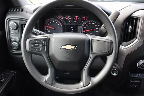 2024 Chevrolet Silverado 2500 Custom