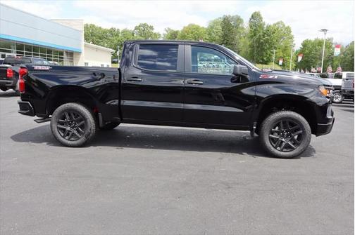 2025 Chevrolet Silverado 1500 Custom Trail Boss