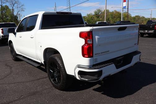 Summit White 2023 Chevrolet Silverado 1500 RST