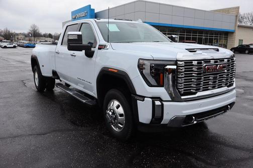 Glacier White Tricoat 2026 GMC Sierra 3500 Denali