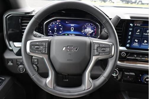 2025 Chevrolet Silverado 3500 LT