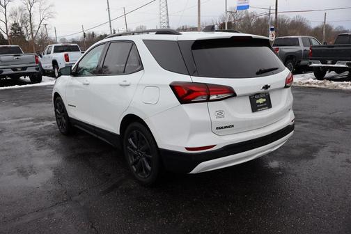 2024 Chevrolet Equinox FWD RS