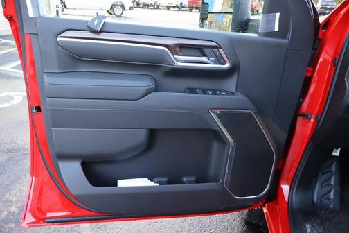 2026 Chevrolet Silverado 3500 LT