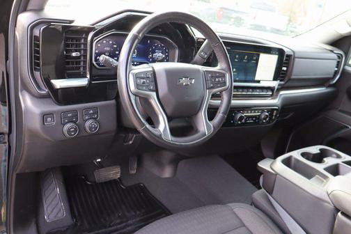 Black 2022 Chevrolet Silverado 1500 RST