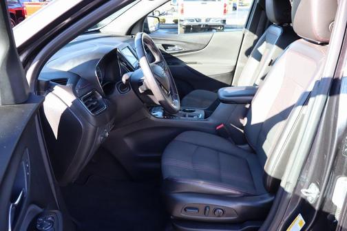 2022 Chevrolet Equinox FWD RS