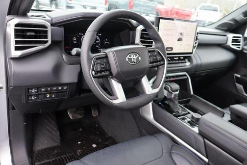 2025 Toyota Tundra Platinum