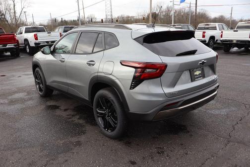 Sterling Gray Metallic 2026 Chevrolet Trax FWD ACTIV