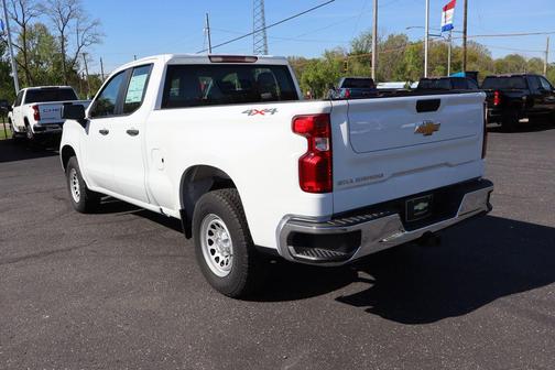 Summit White 2024 Chevrolet Silverado 1500 WT