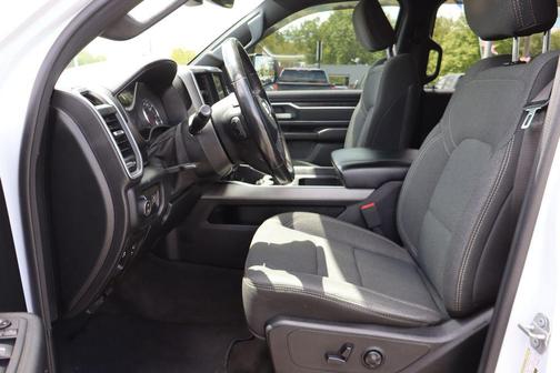 Bright White Clearcoat 2020 RAM 1500 Big Horn/Lone Star
