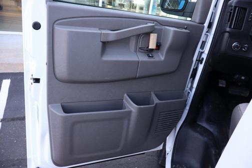 Summit White 2025 Chevrolet Express 2500 Work Van
