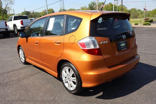 Orange Revolution Met 2009 Honda Fit Sport