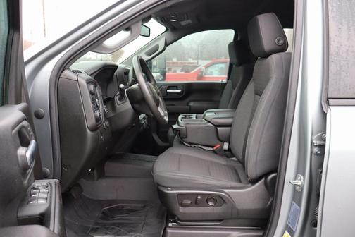 2024 Chevrolet Silverado 2500 Custom