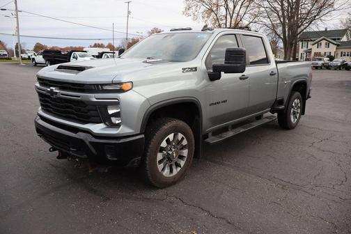 2024 Chevrolet Silverado 2500 Custom