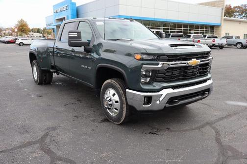 2026 Chevrolet Silverado 3500 LT