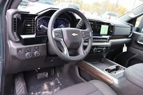 2026 Chevrolet Silverado 3500 LT