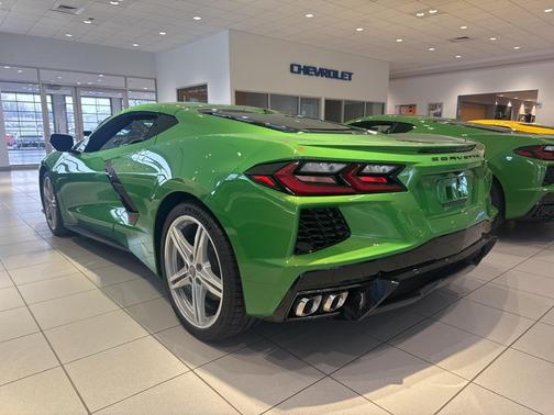2026 Chevrolet Corvette Stingray w/1LT