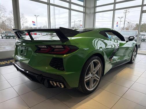 2026 Chevrolet Corvette Stingray w/1LT