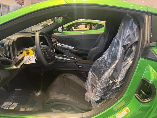 2026 Chevrolet Corvette Stingray w/1LT