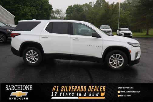 Summit White 2023 Chevrolet Traverse LS