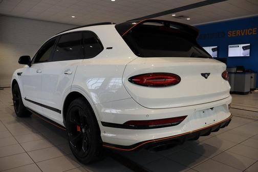 2025 Bentley Bentayga S Black Edition