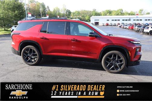 Radiant Red Tintcoat 2024 Chevrolet Traverse RS
