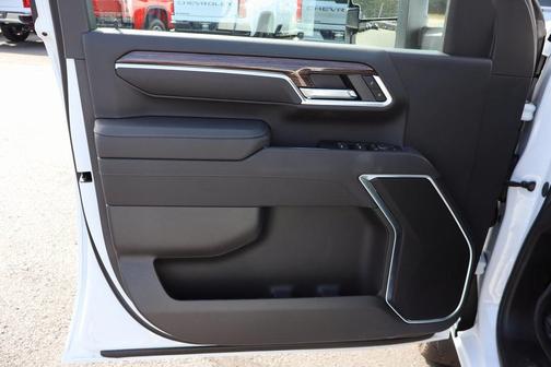 2026 Chevrolet Silverado 3500 LT