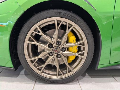 2026 Chevrolet Corvette Stingray w/2LT