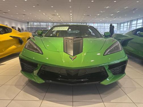 2026 Chevrolet Corvette Stingray w/2LT