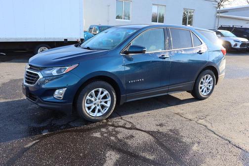 Pacific Blue Metallic 2019 Chevrolet Equinox 1LT