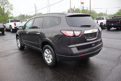 Tungsten Metallic 2015 Chevrolet Traverse LS