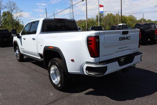 Glacier White Tricoat 2026 GMC Sierra 3500 Denali