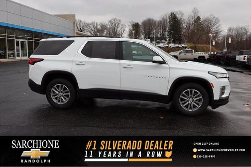 2023 Chevrolet Traverse LT Cloth