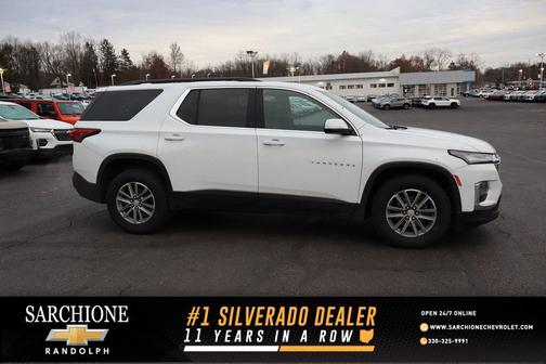 2023 Chevrolet Traverse LT Cloth