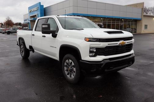 2026 Chevrolet Silverado 2500 Custom