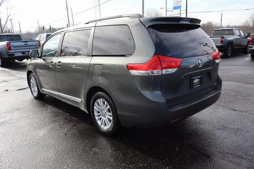 2012 Toyota Sienna XLE
