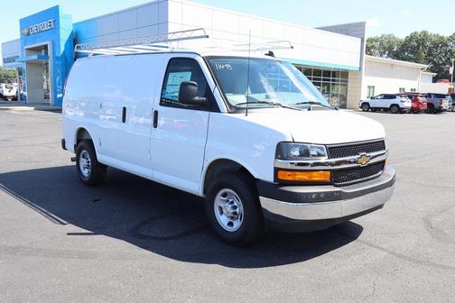 2025 Chevrolet Express 2500 RWD 2500 Regular Wheelbase WT