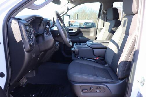 2024 Chevrolet Silverado 2500 Custom