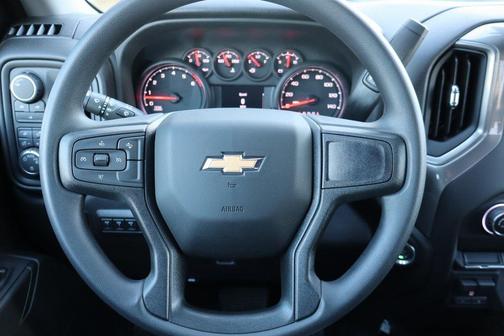 2025 Chevrolet Silverado 2500 WT