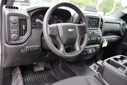 2025 Chevrolet Silverado 3500 WT