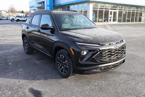 Mosaic Black Metallic 2026 Chevrolet Trailblazer ACTIV