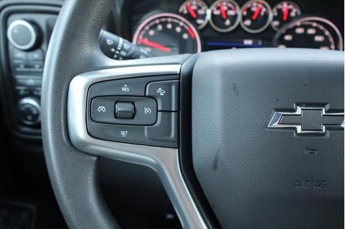 2022 Chevrolet Silverado 1500 Custom Trail Boss
