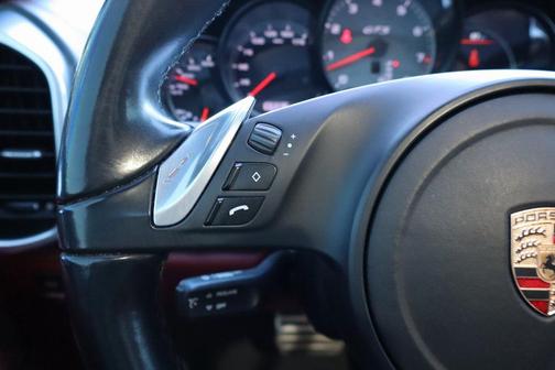 2014 Porsche Cayenne GTS