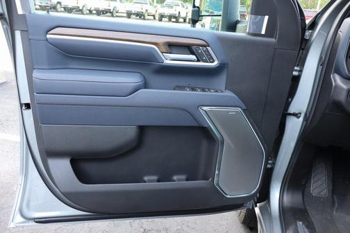 2025 Chevrolet Silverado 3500 High Country