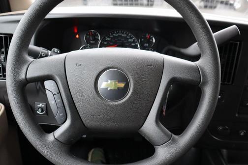 2025 Chevrolet Express 3500 RWD 3500 Extended Wheelbase WT
