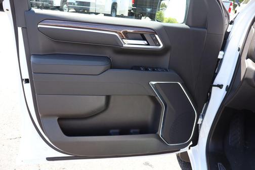 Summit White 2026 Chevrolet Silverado 1500 LT