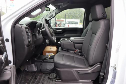 2025 Chevrolet Silverado 3500 WT