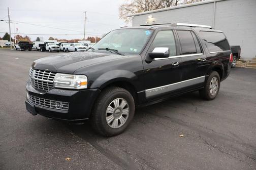 2014 Lincoln Navigator Base