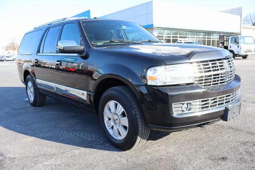 2014 Lincoln Navigator Base