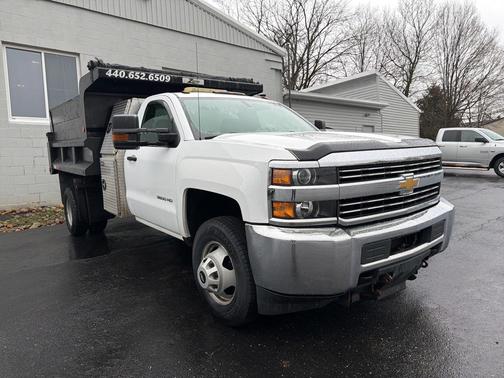 2017 Chevrolet Silverado 3500 WT