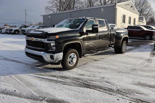 2025 Chevrolet Silverado 3500 LT